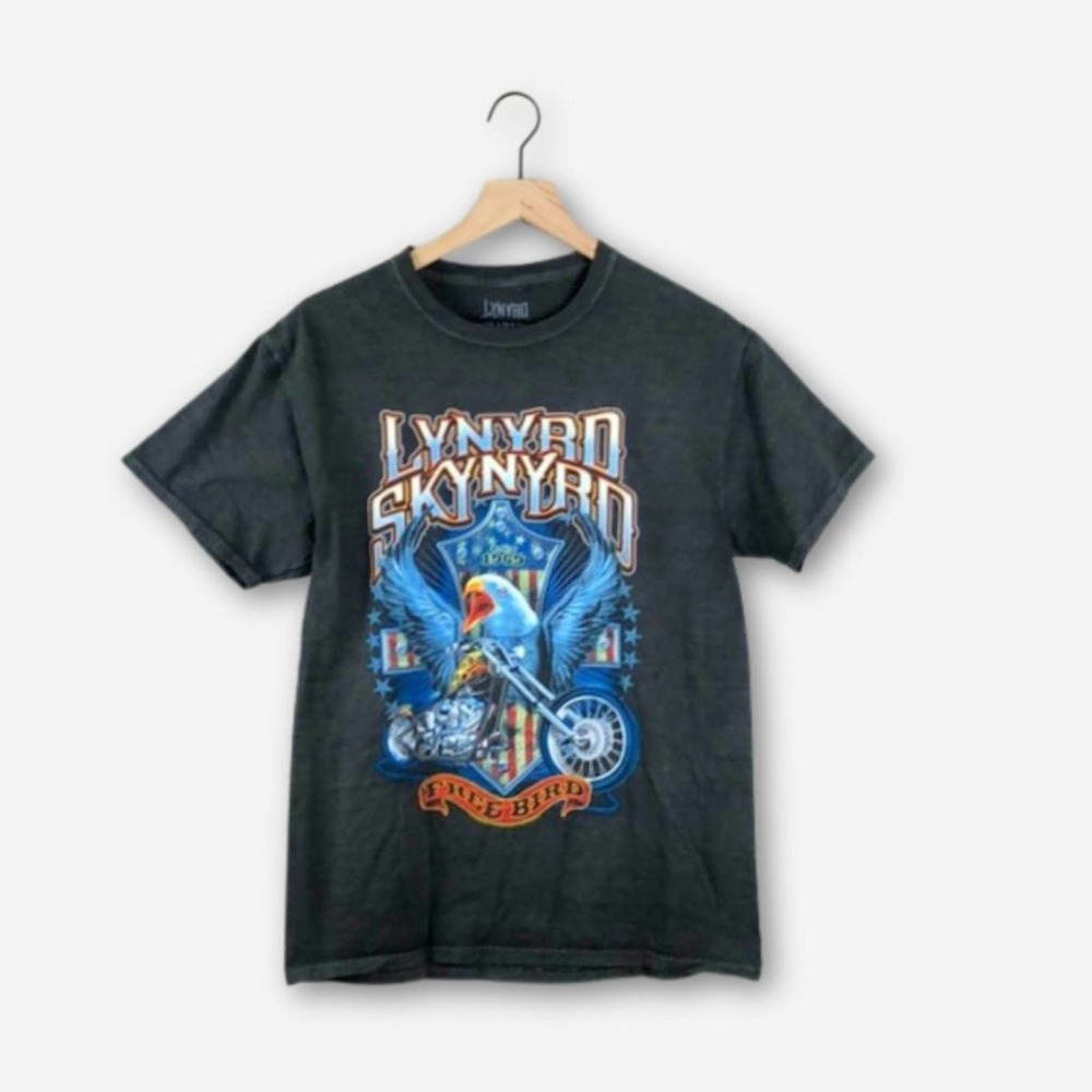 Lynyrd Skynrd Band Tee Graphic T-Shirt (M)